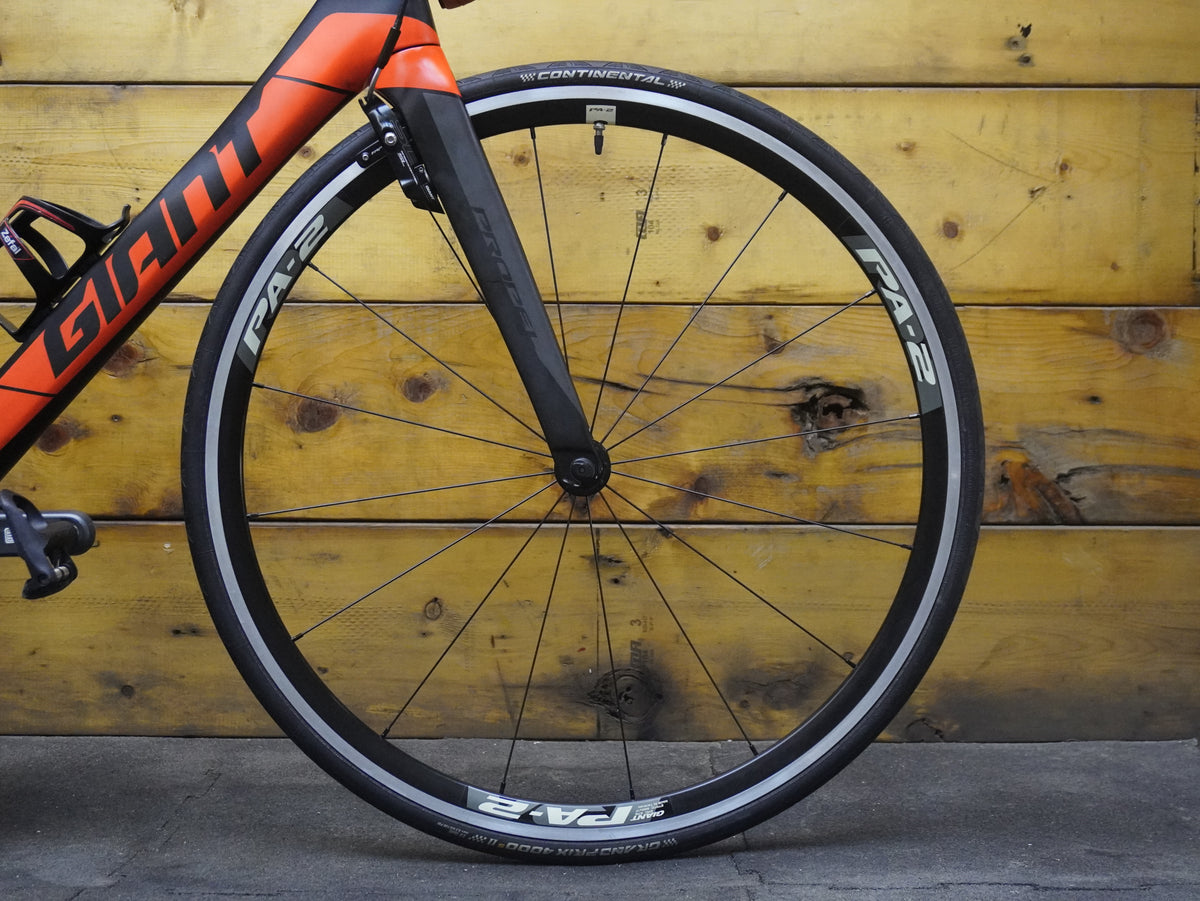 Giant Propel Advanced 1 Road Bike