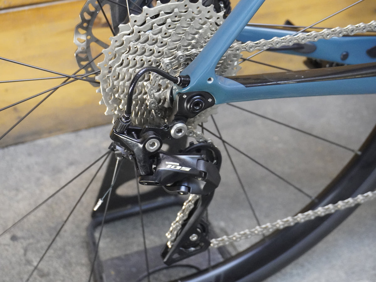 Giant Defy Advanced 2 Road Bike