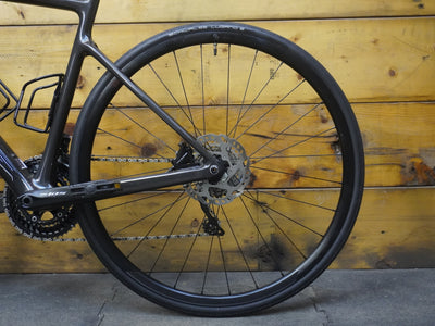 RENT Scott Addict 30 Road Bike