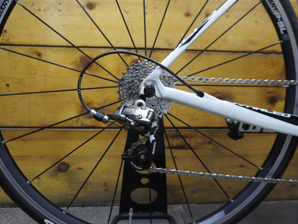 Giant Defy Advanced Road Bike