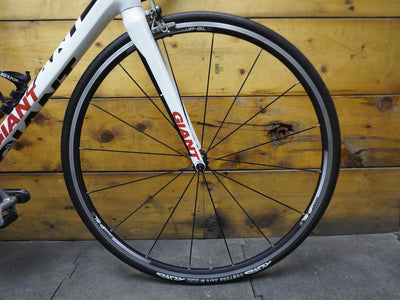 Giant Defy Advanced Road Bike