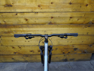 RENT Fuji Nevada 1.7 Mountain Bike