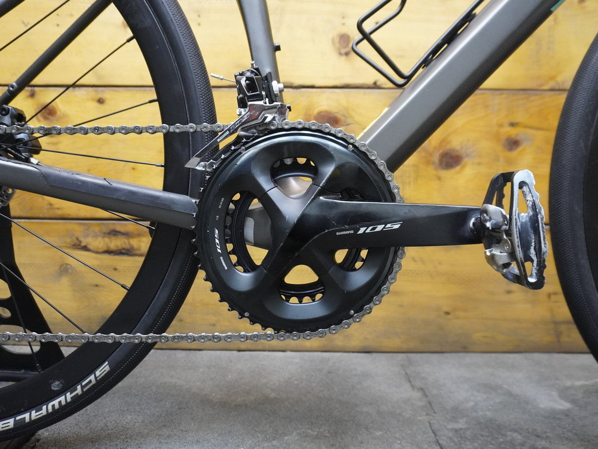 RENT Canyon Roadlite CF Hybrid Bike
