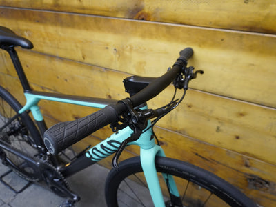 RENT Canyon Roadlite CF Hybrid Bike