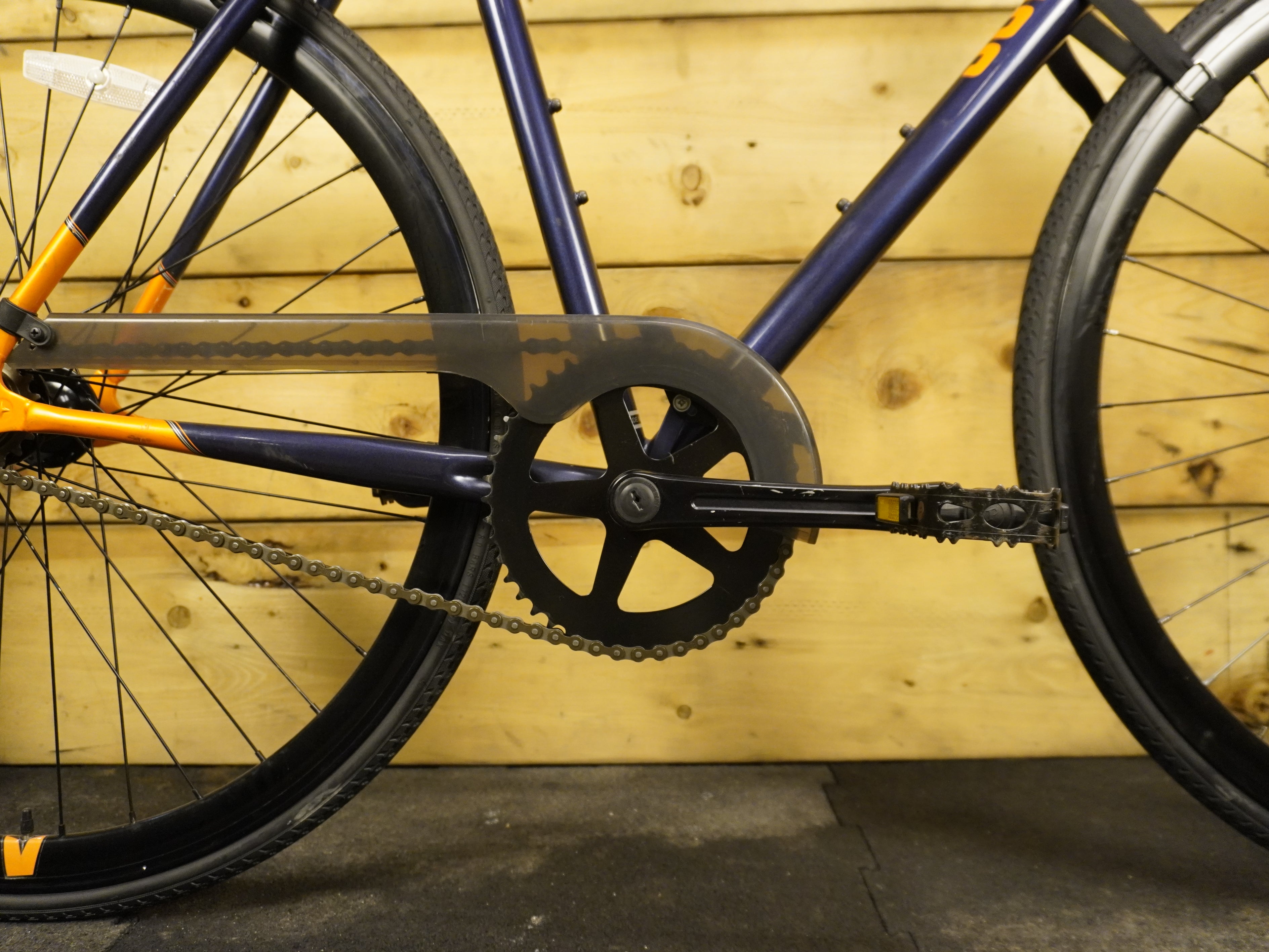 RENT Schwinn Regent Hybrid Bike