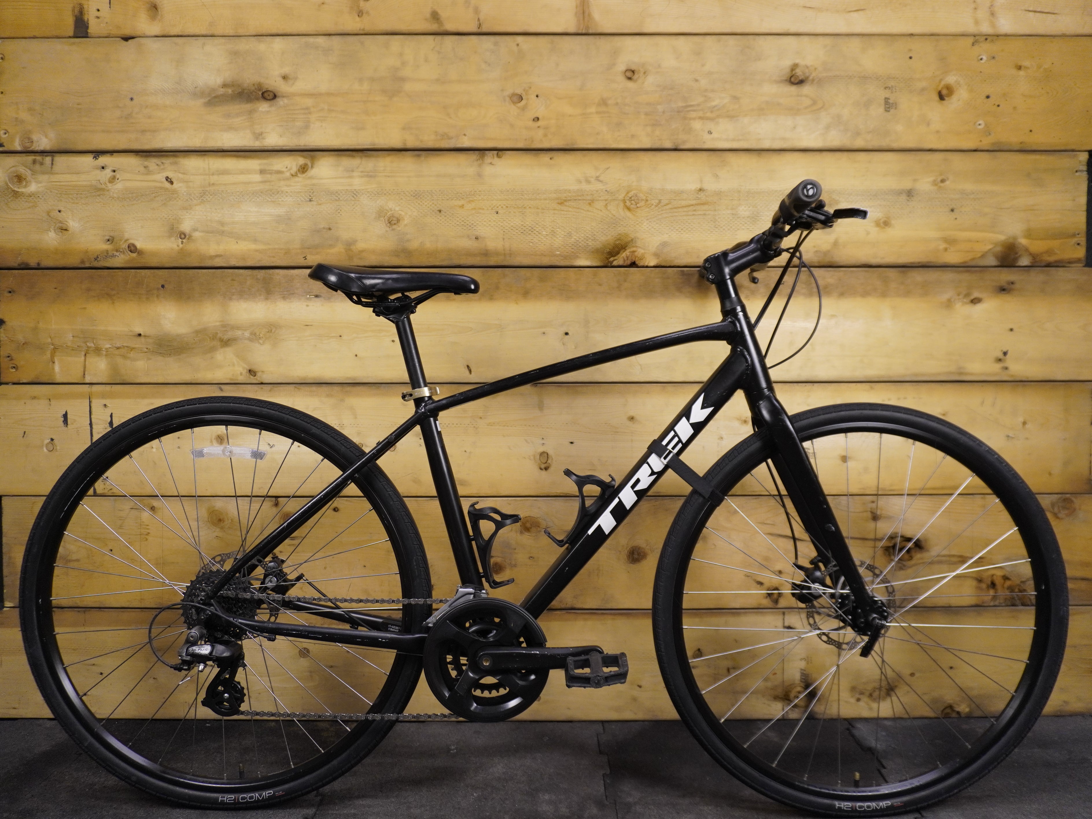 RENT Trek FX1 Hybrid Bike