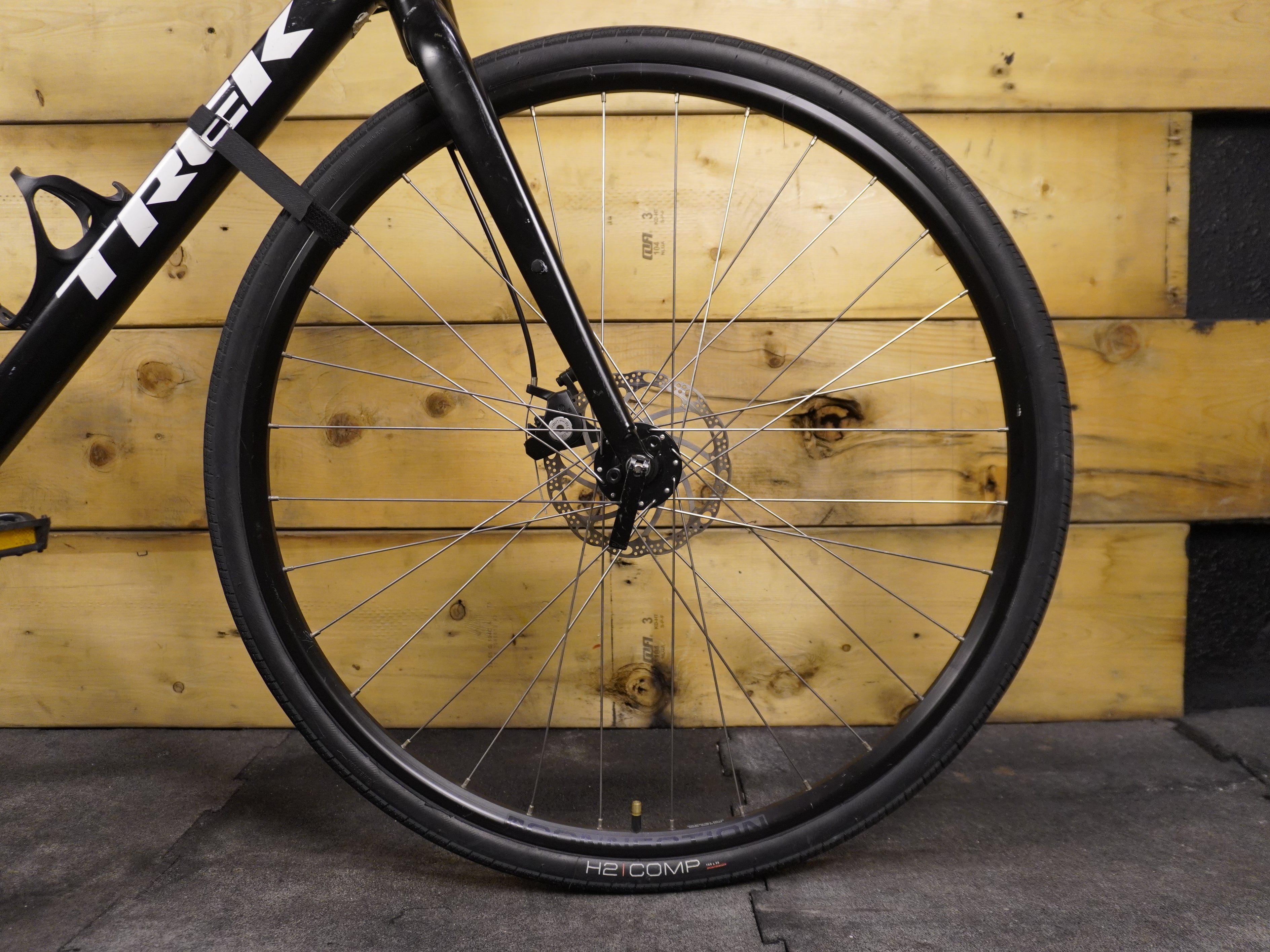 RENT Trek FX1 Hybrid Bike