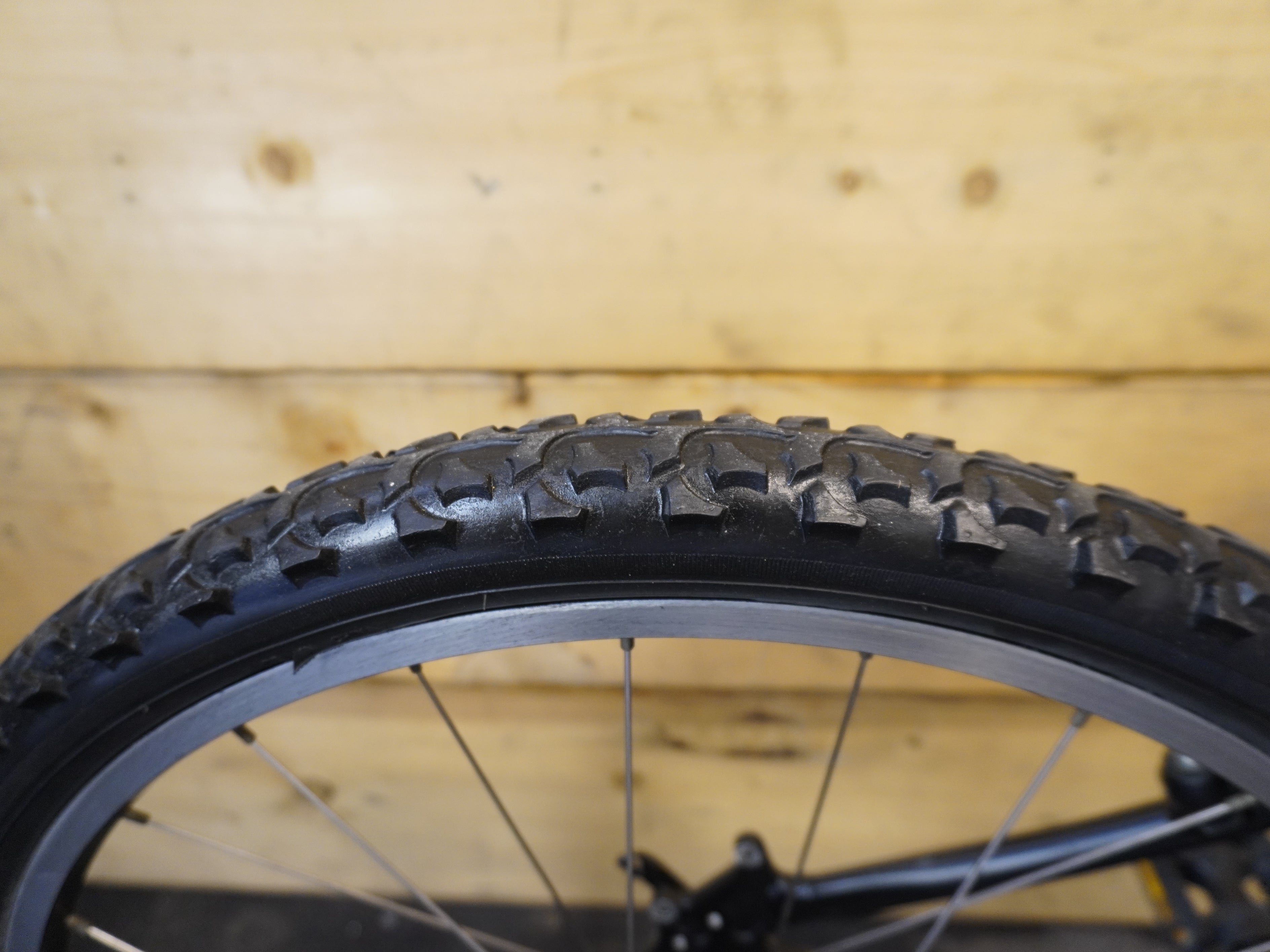 Silverback Spyke 24" Kids Bike