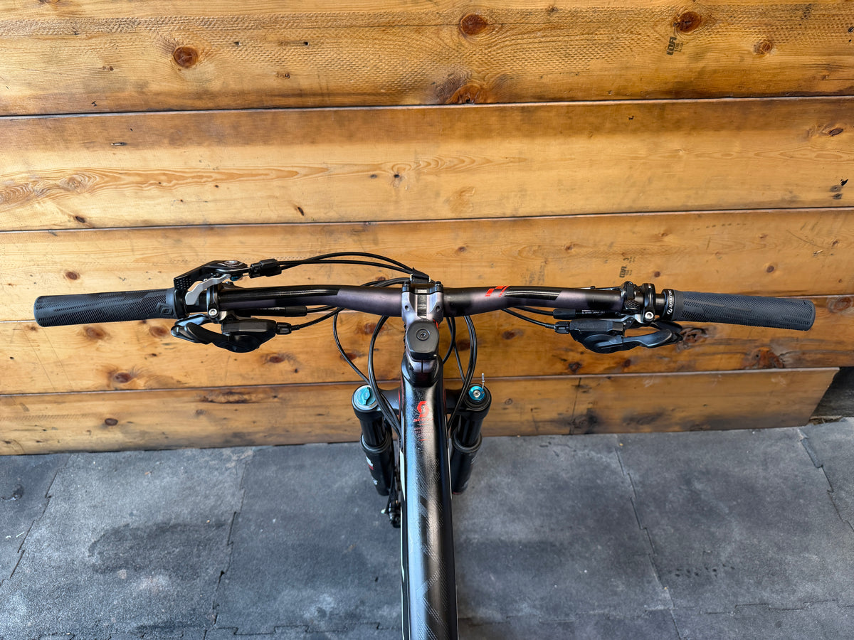RENT Scott Spark 720 Mountain Bike