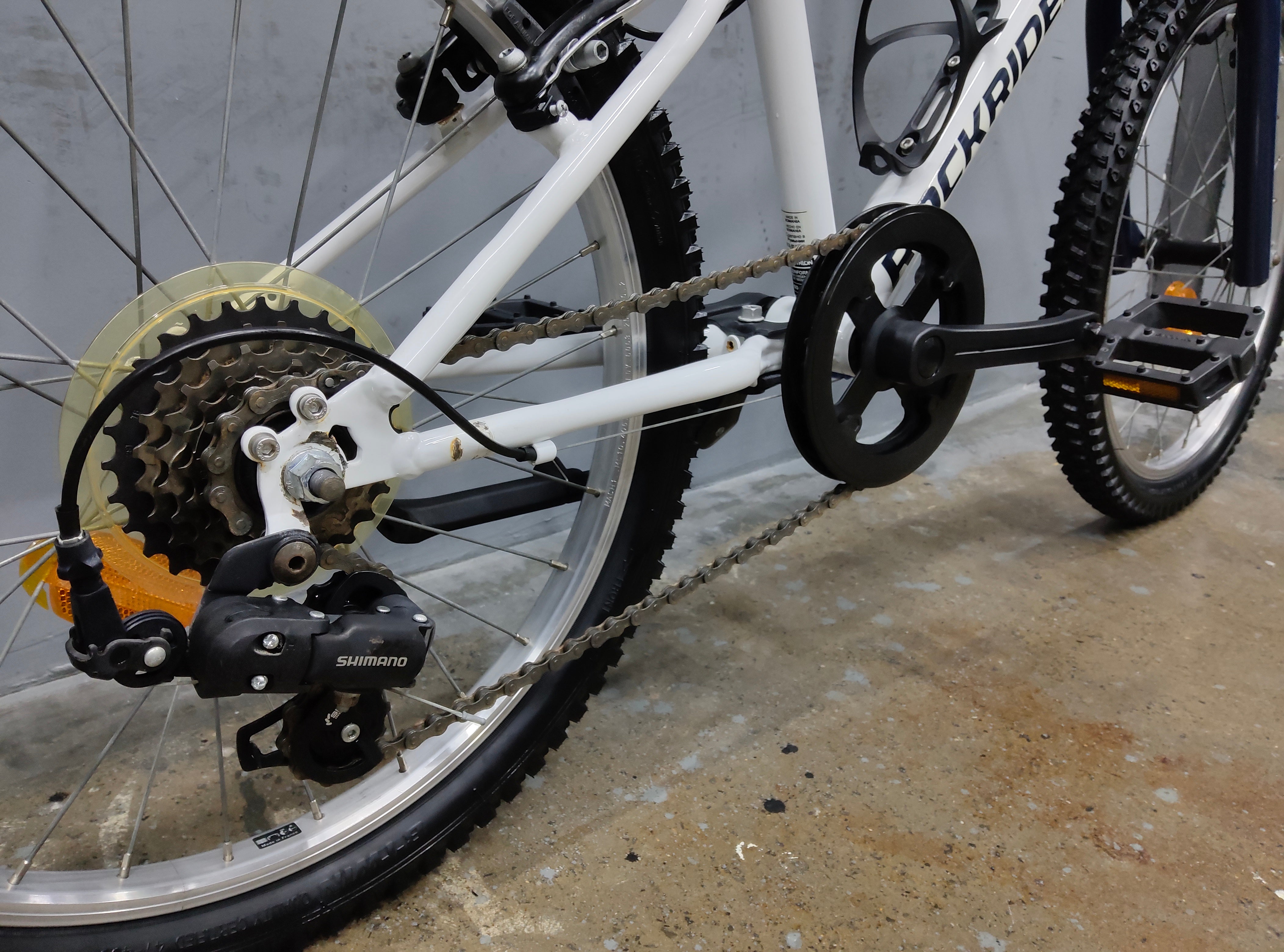 B'twin Rockrider ST120 Kids Bike