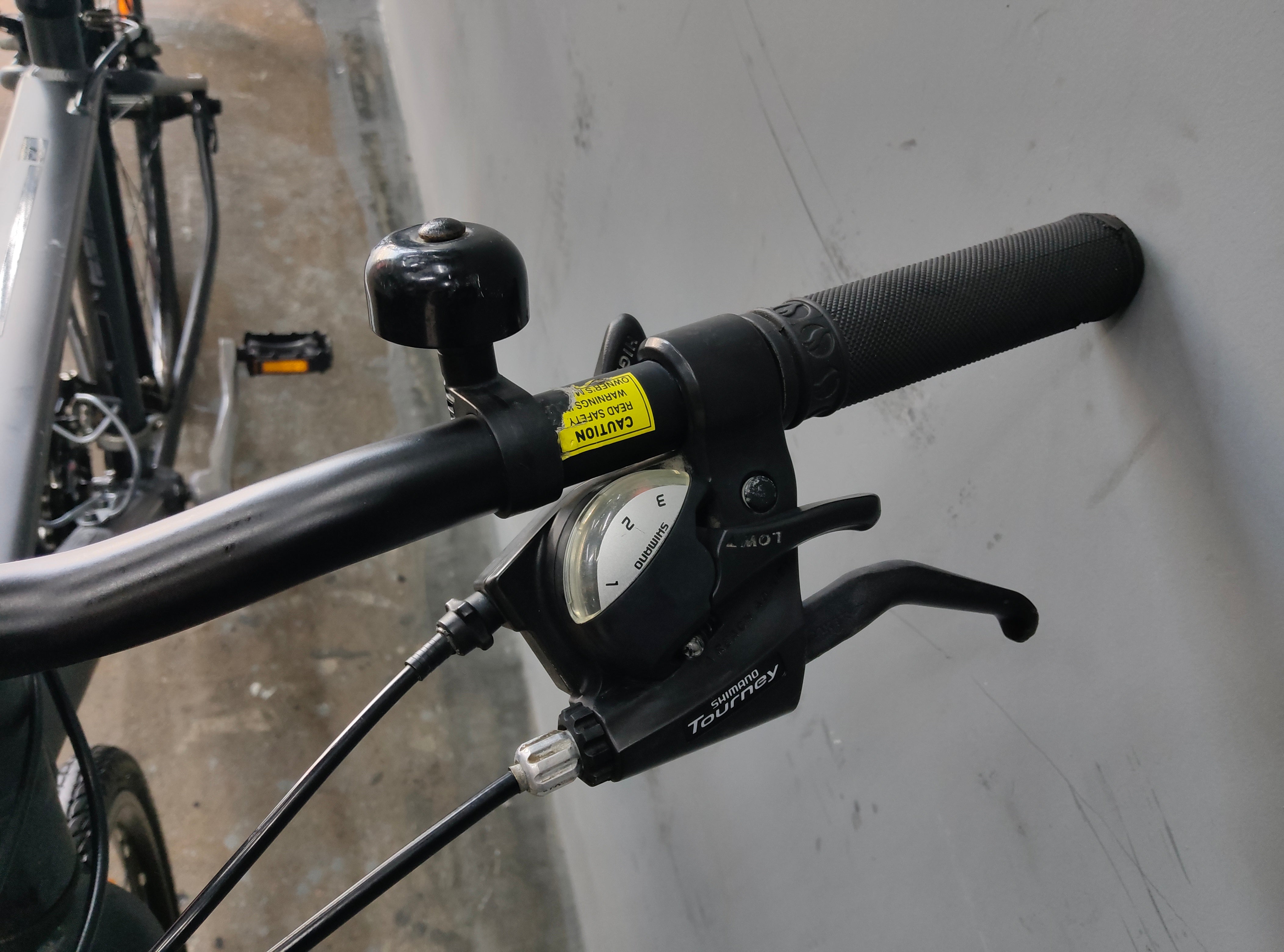 Giant Escape 3 Hybrid Bike