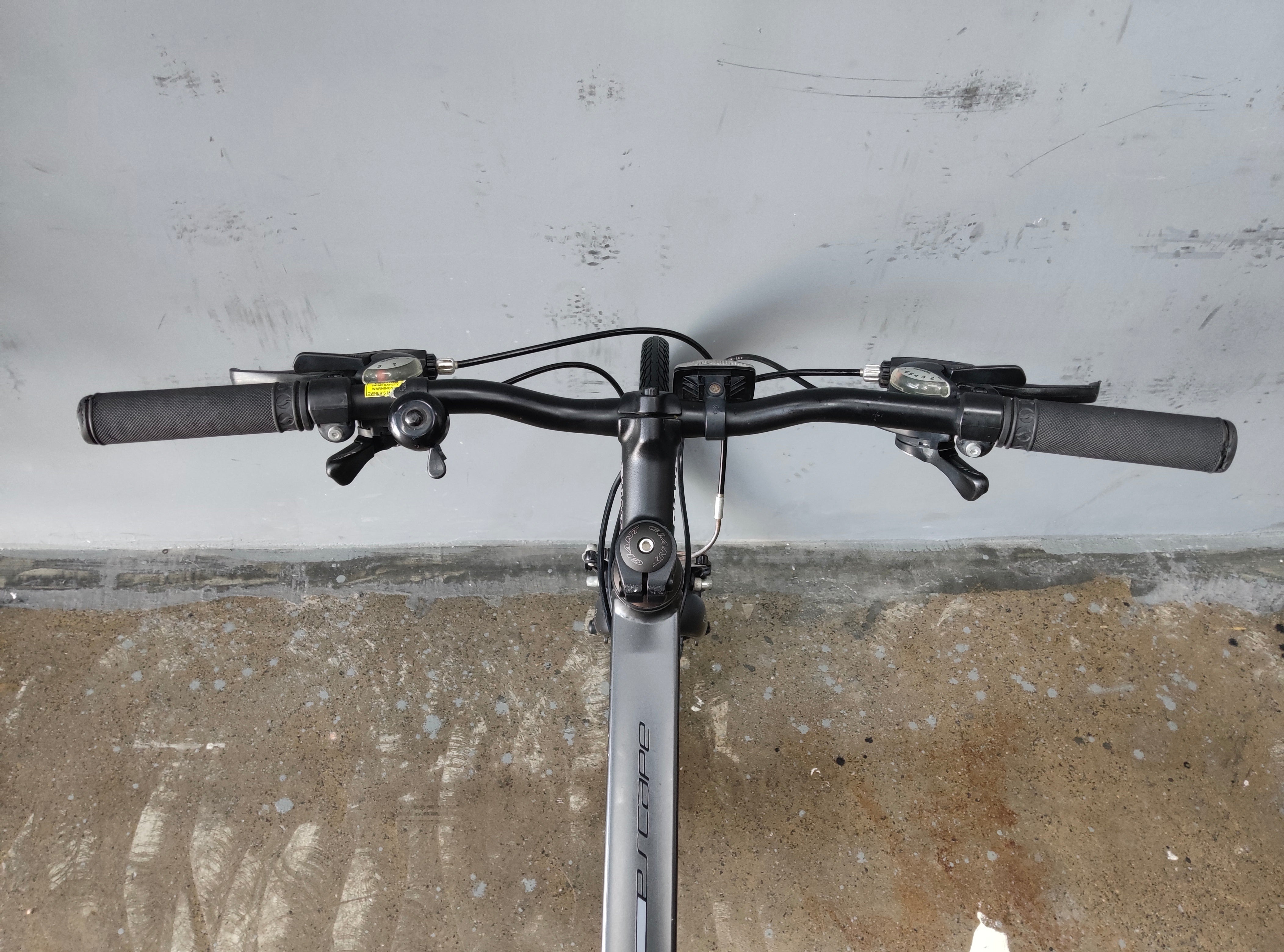 Giant Escape 3 Hybrid Bike
