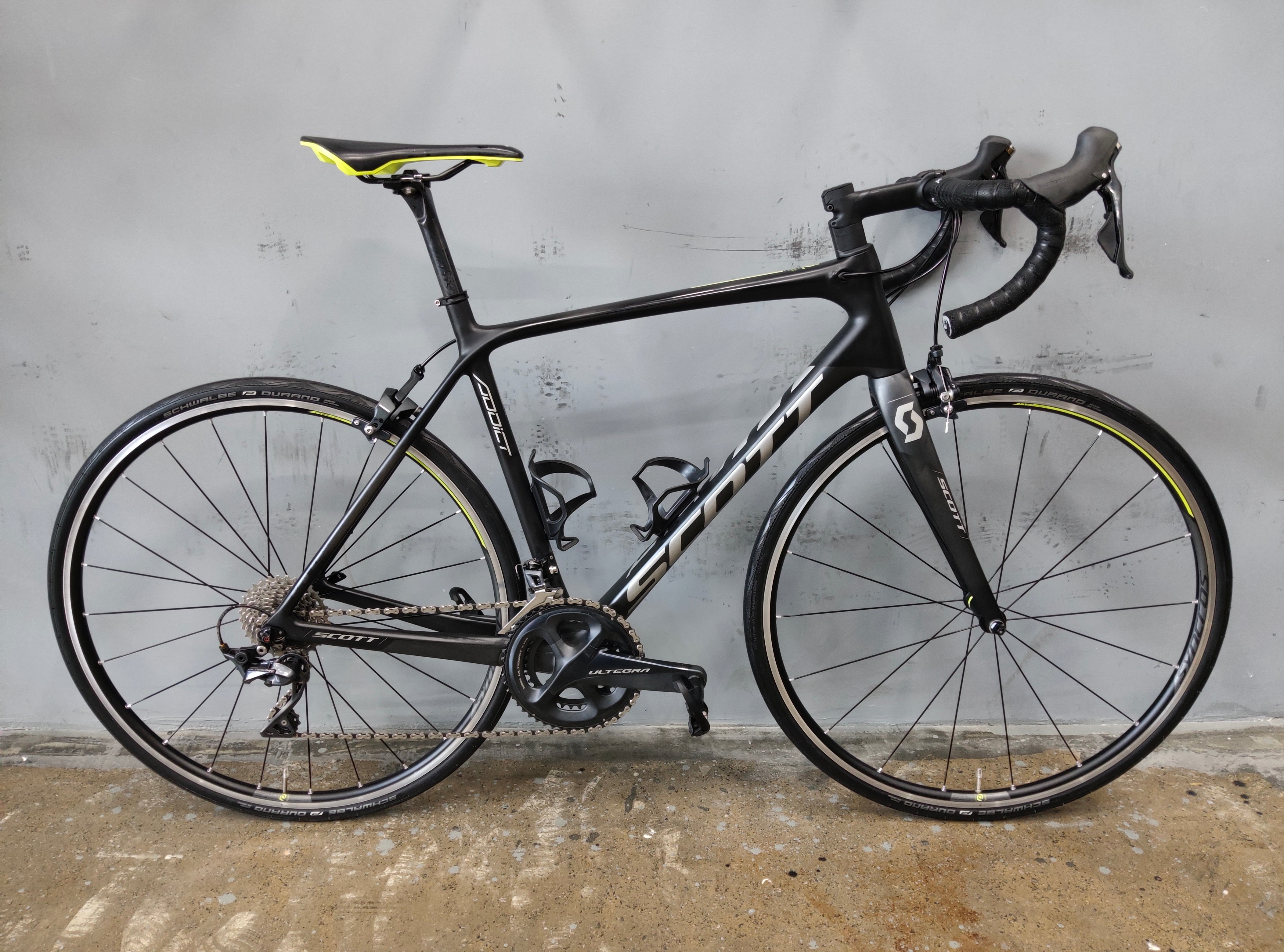 Scott Addict 10 Carbon Road Bike
