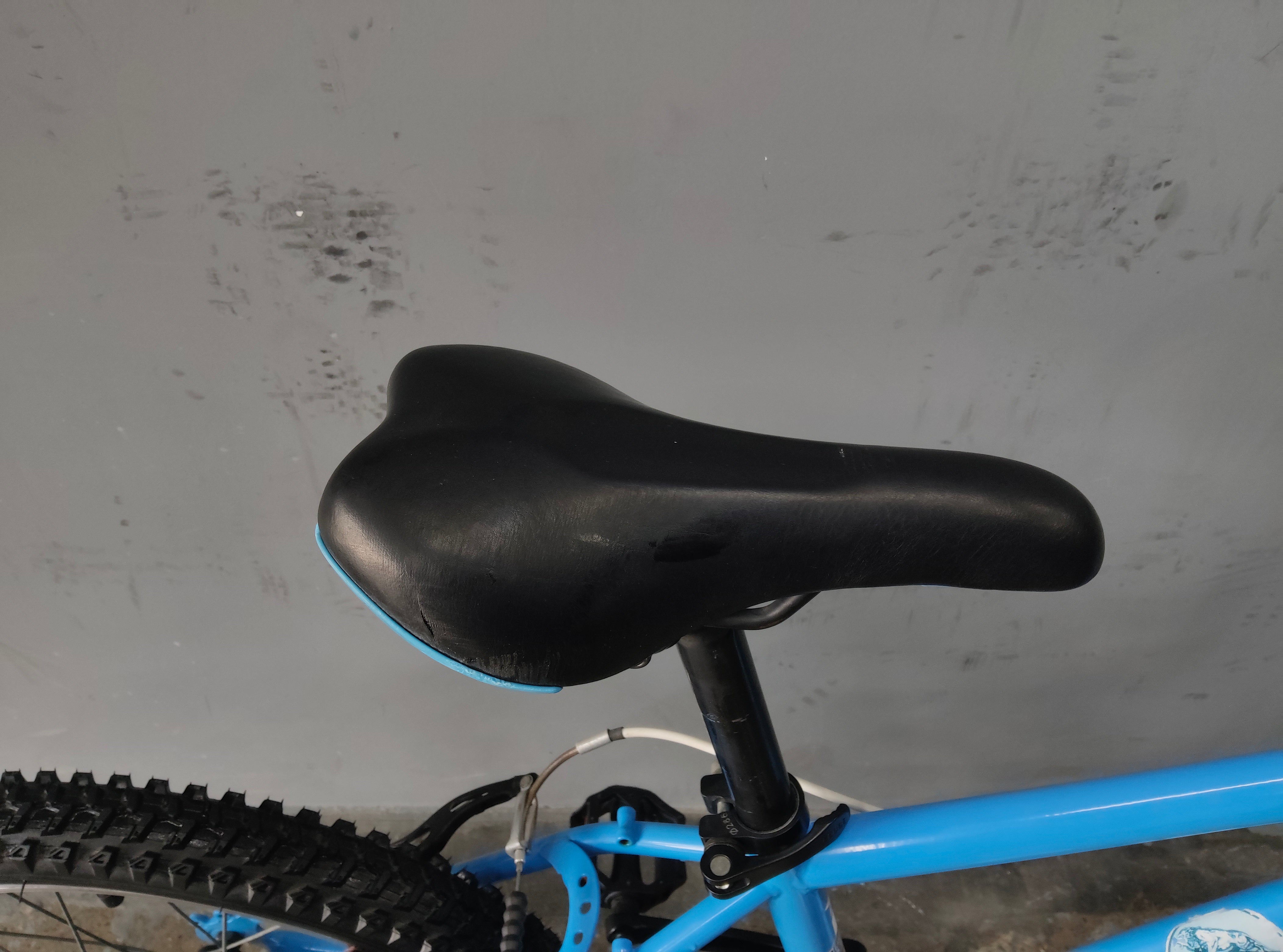 B'twin RacingBoy 320 Kids Bike