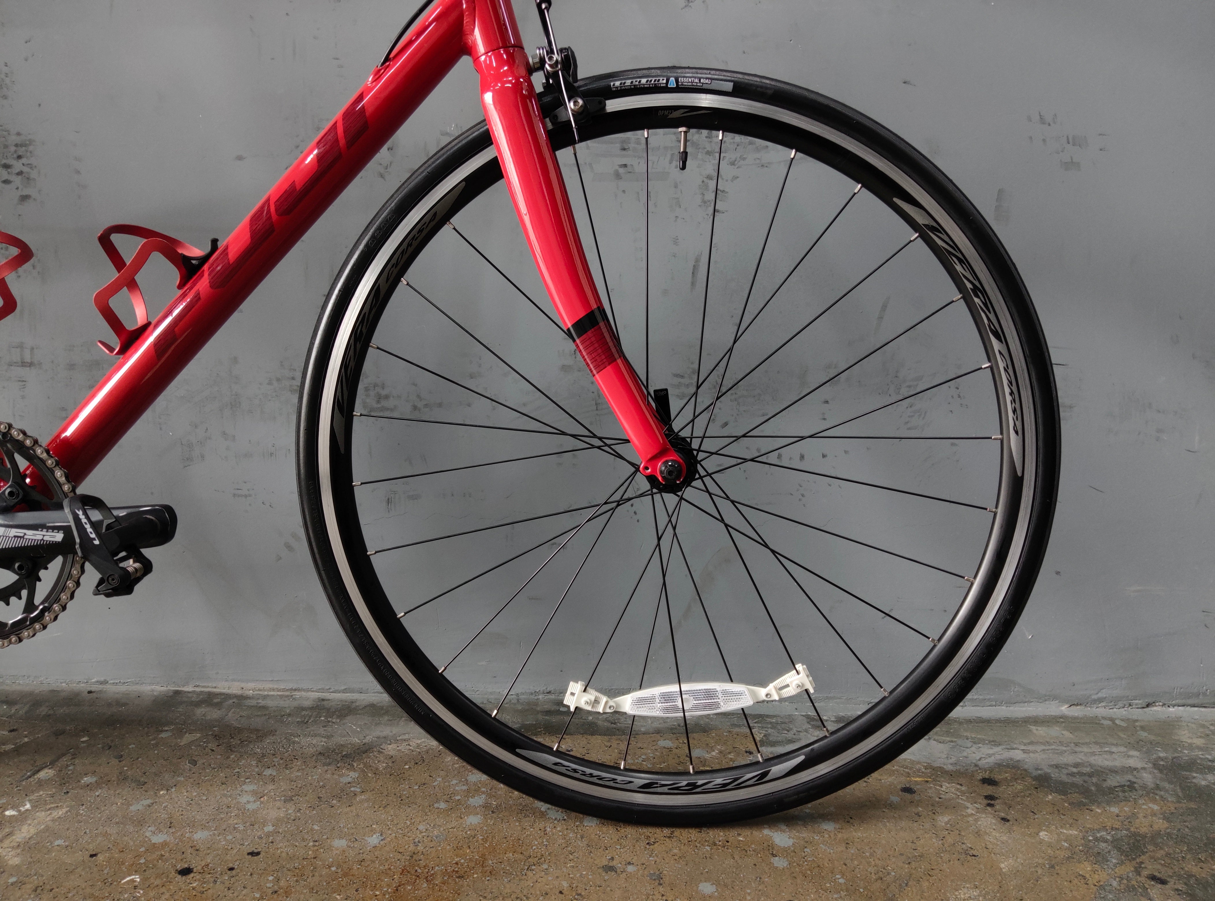 Fuji Sportif 2.3 Road Bike