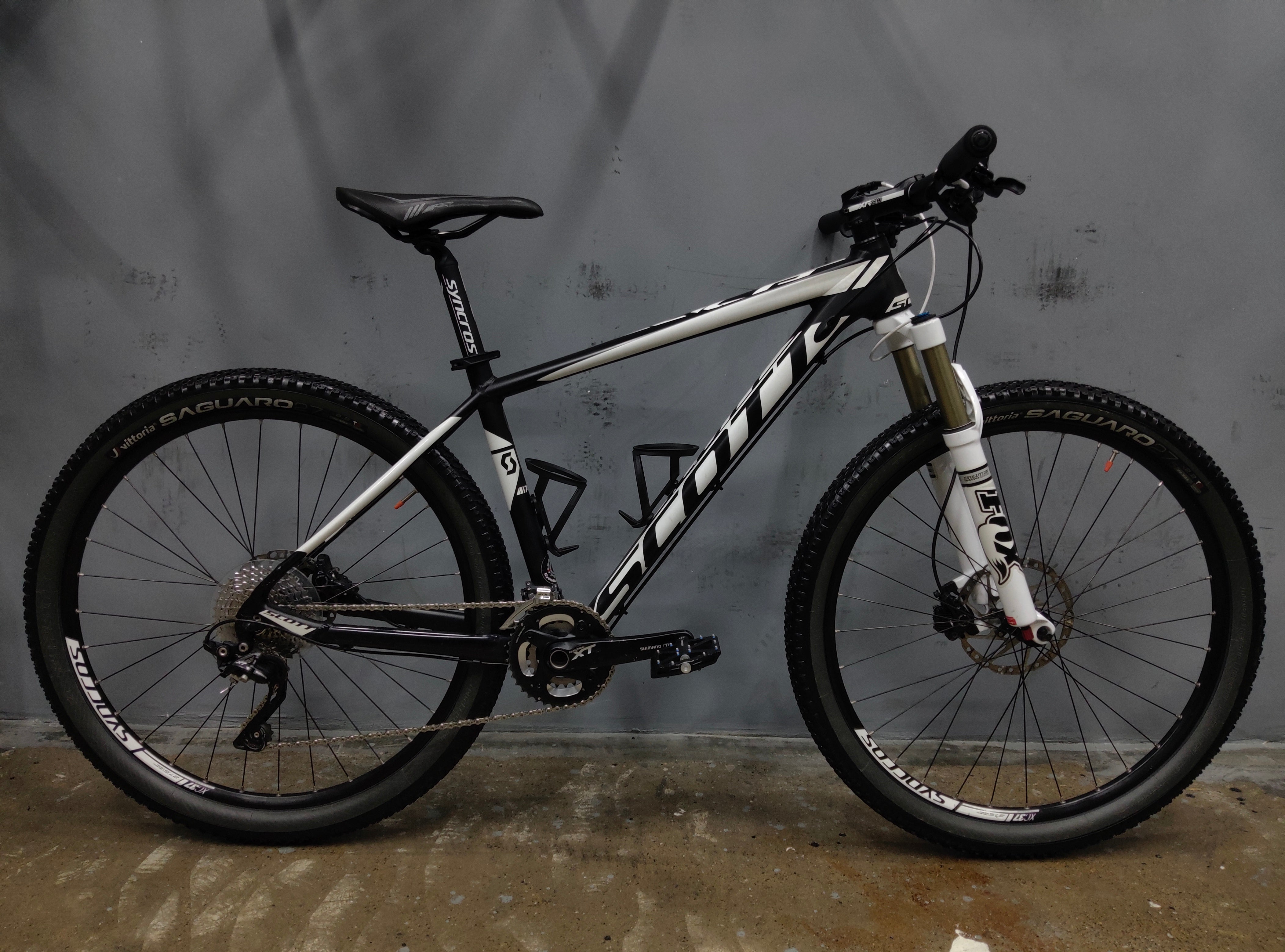 Scott Scale 740 Mountain Bike