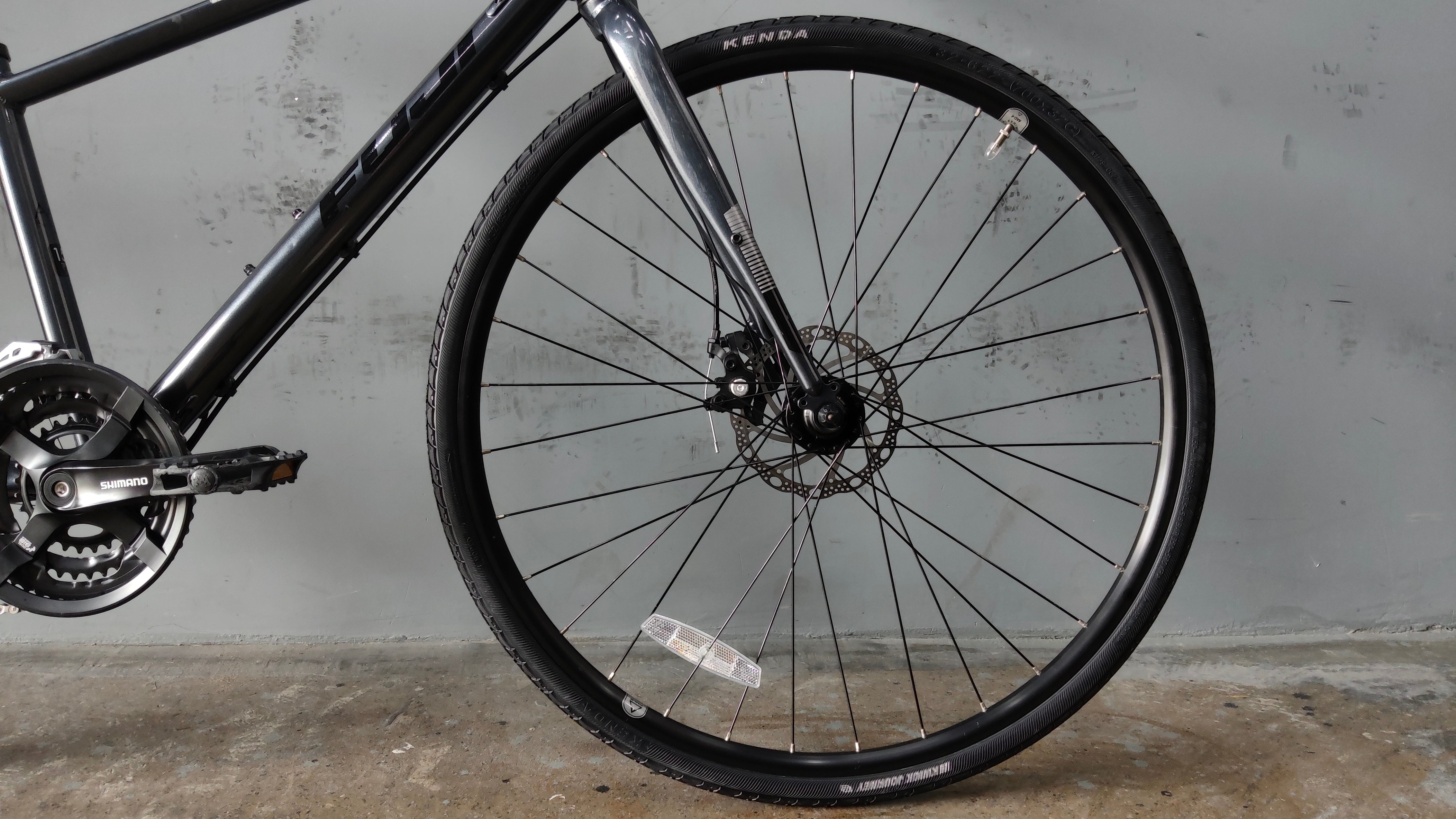 Fuji Absolute 1.9 Hybrid Bike