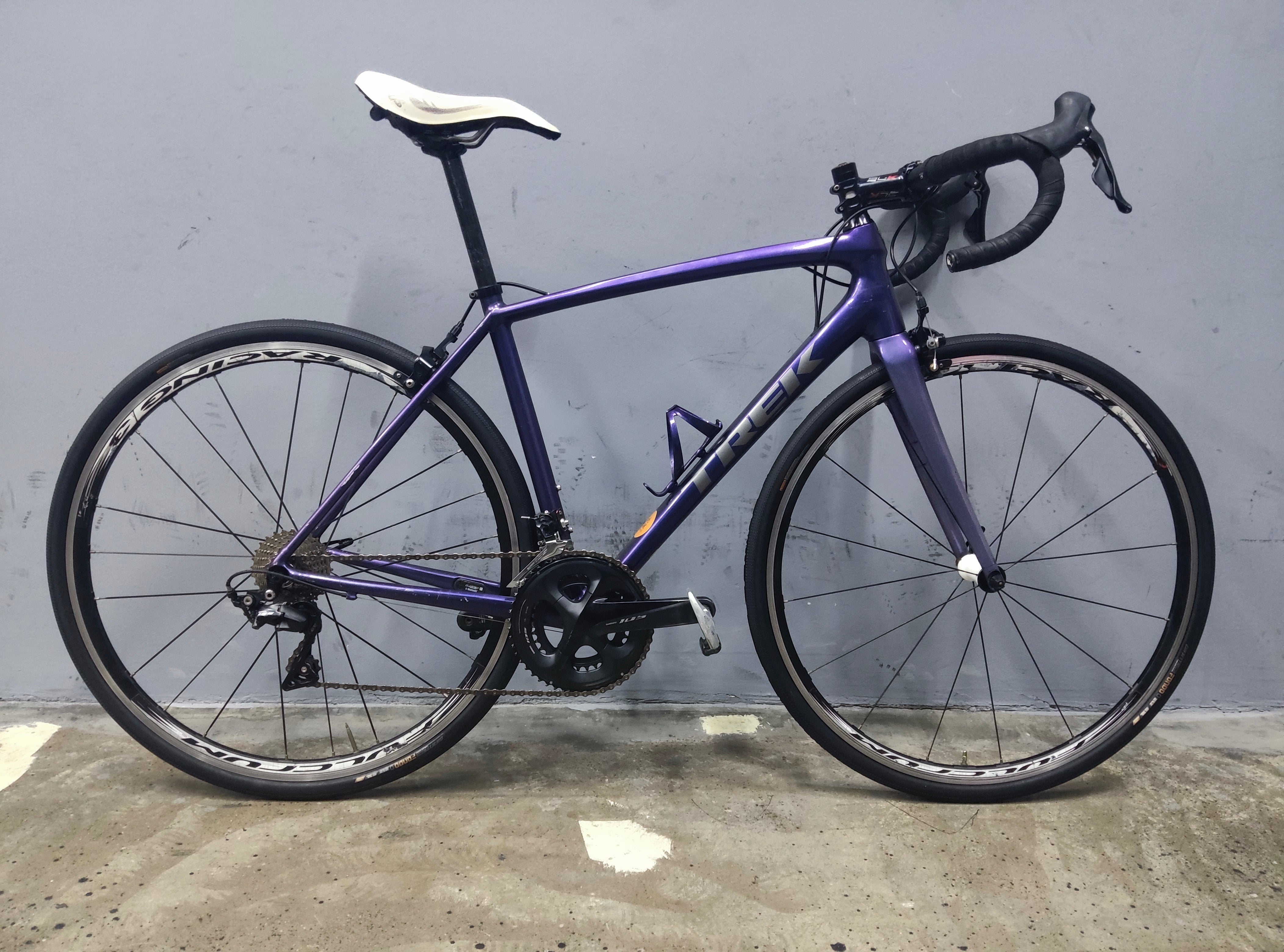 Trek Emonda ALR 5 Road Bike