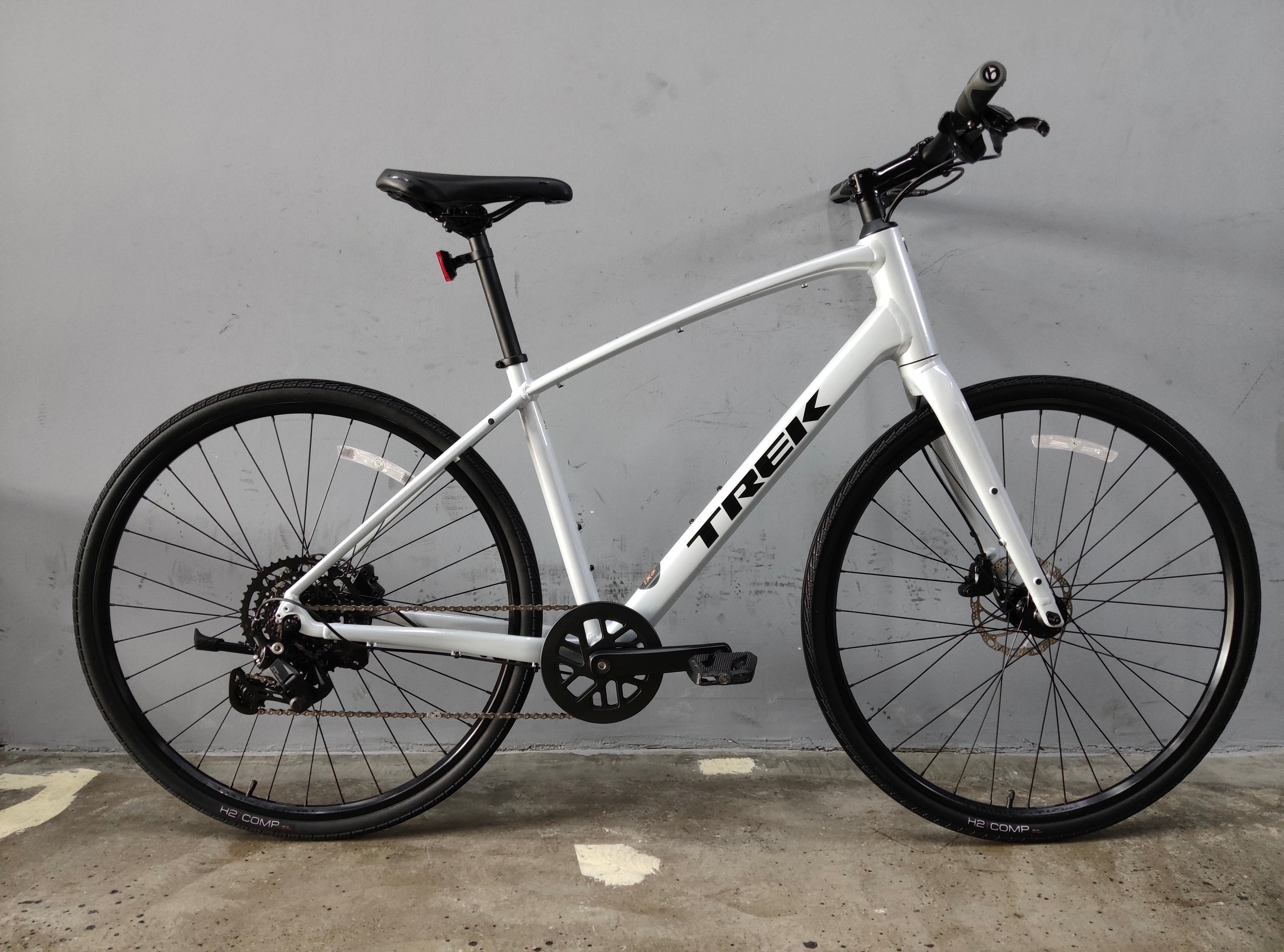 Trek FX 2 Hybrid Bike