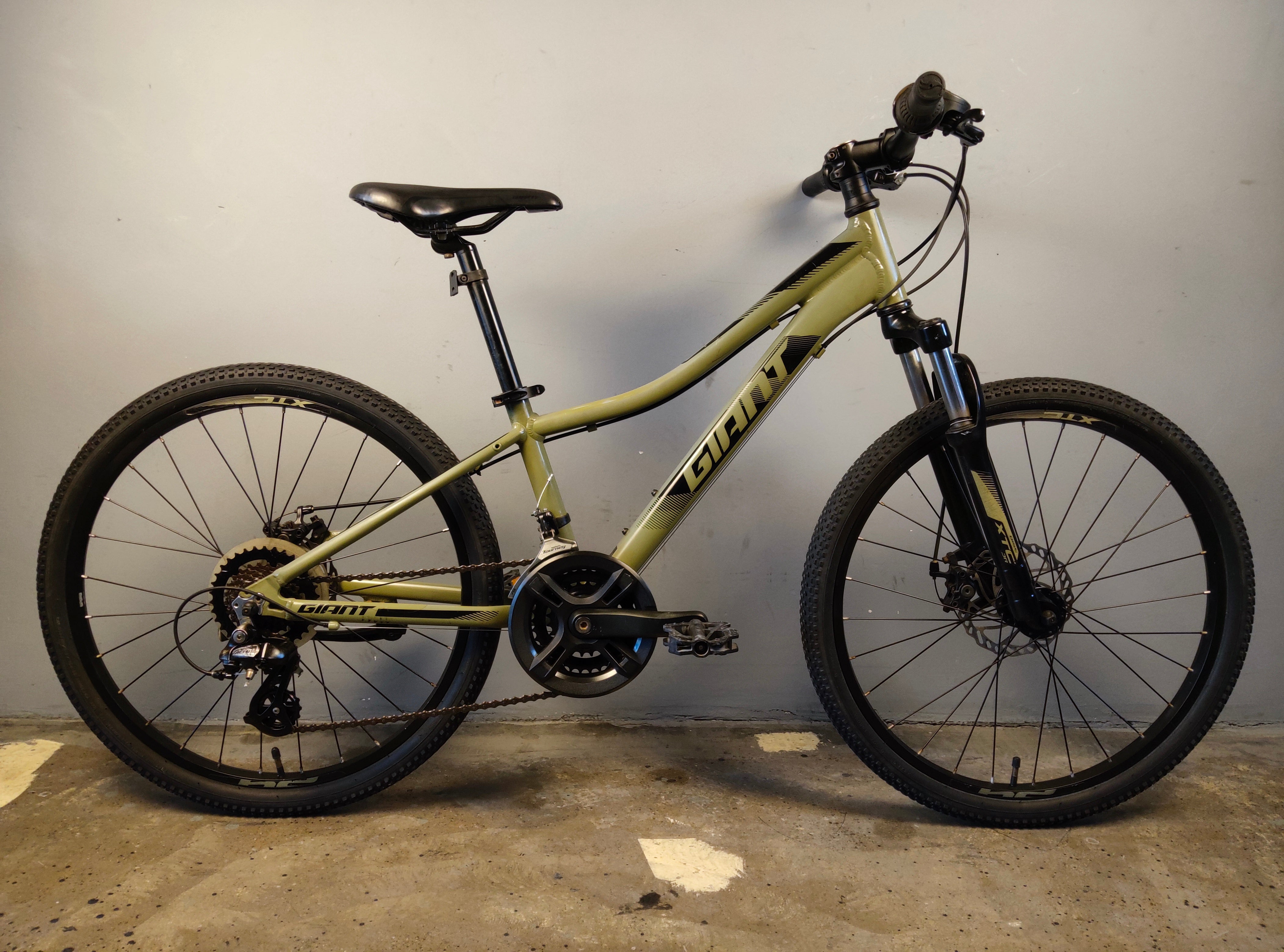 RENT Giant XTC Jr Kids Bike