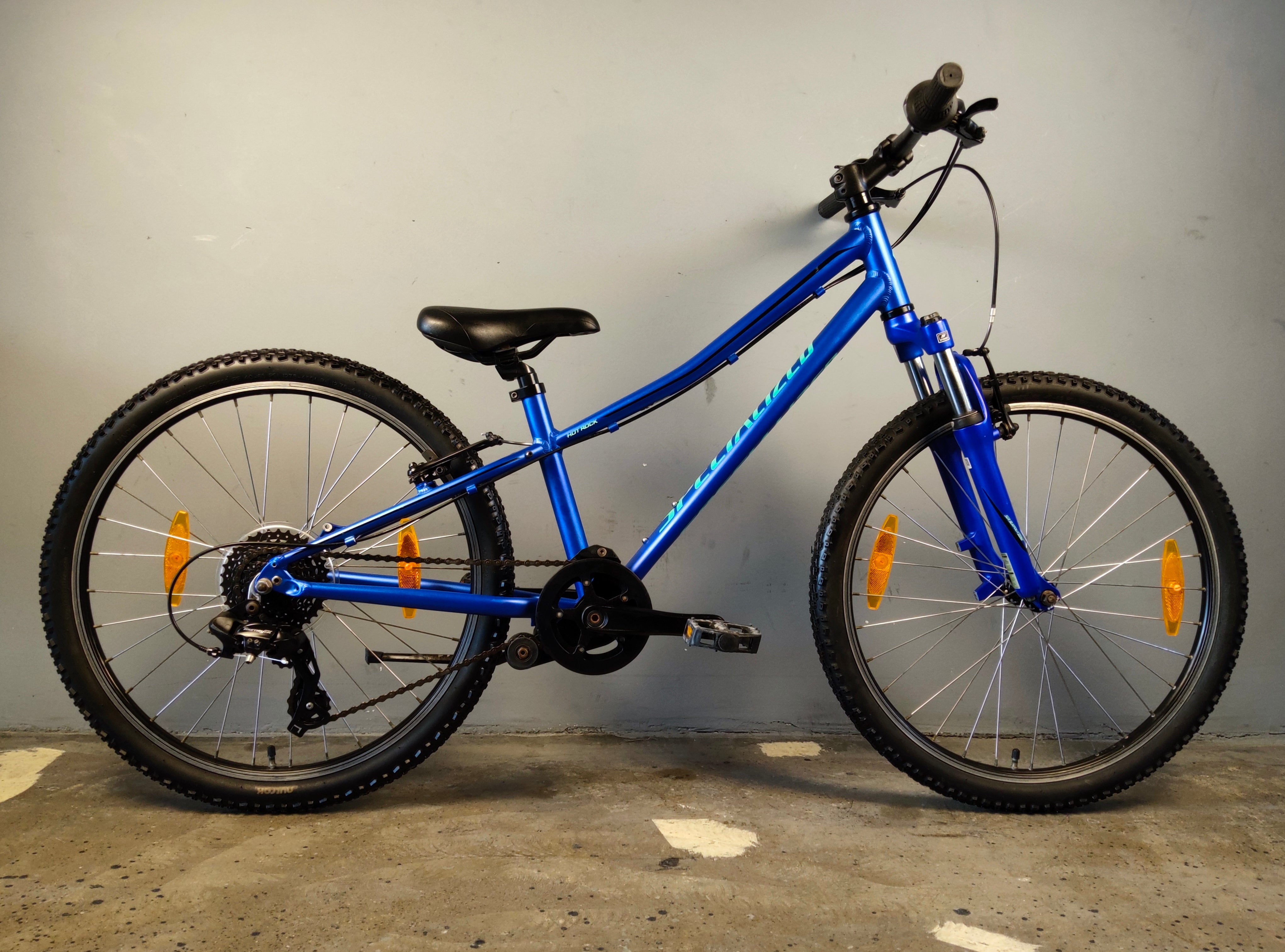 RENT Specialized Hotrock Kids Bike