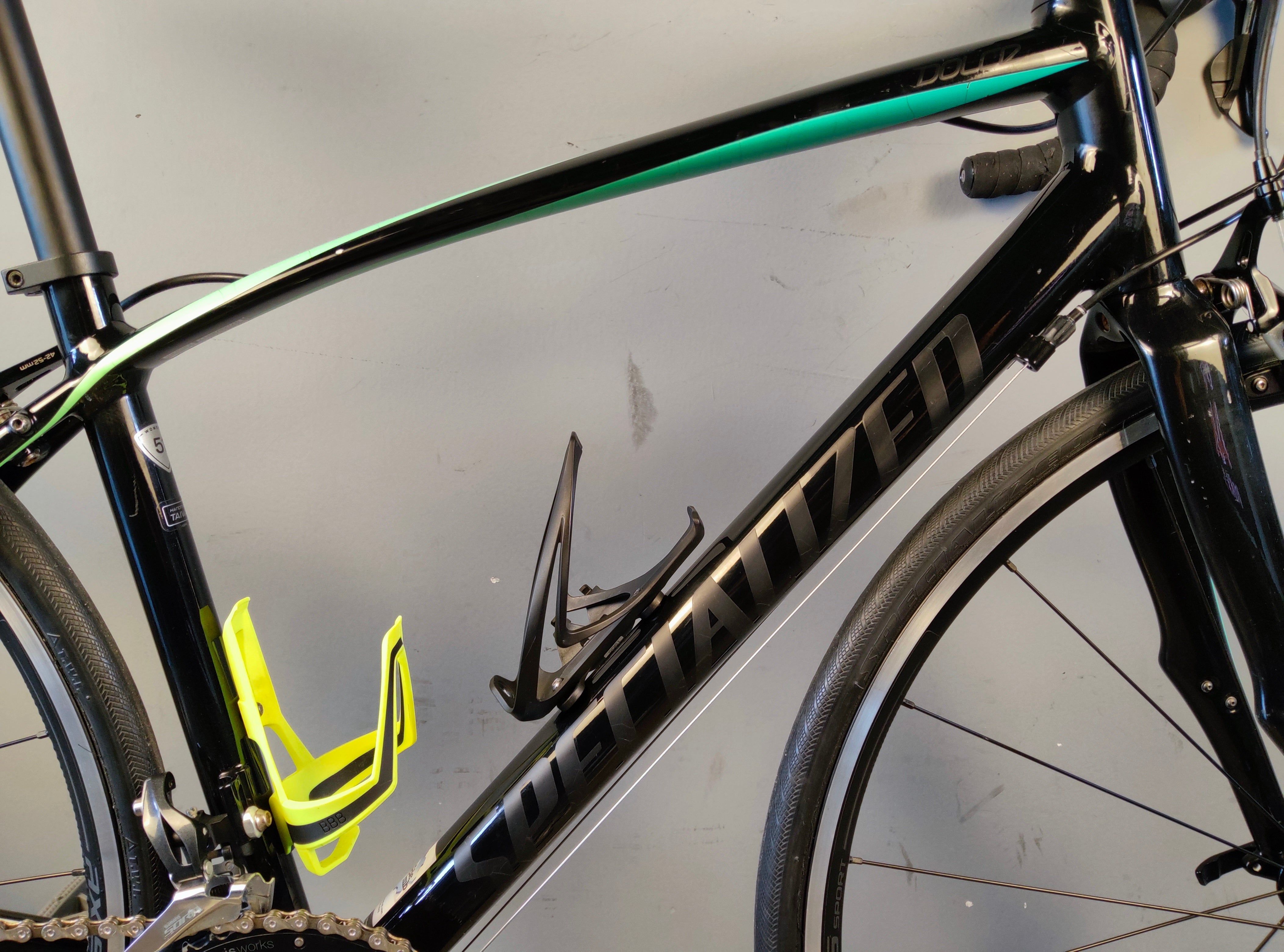 RENT Specialized Dolce Sport Road Bike