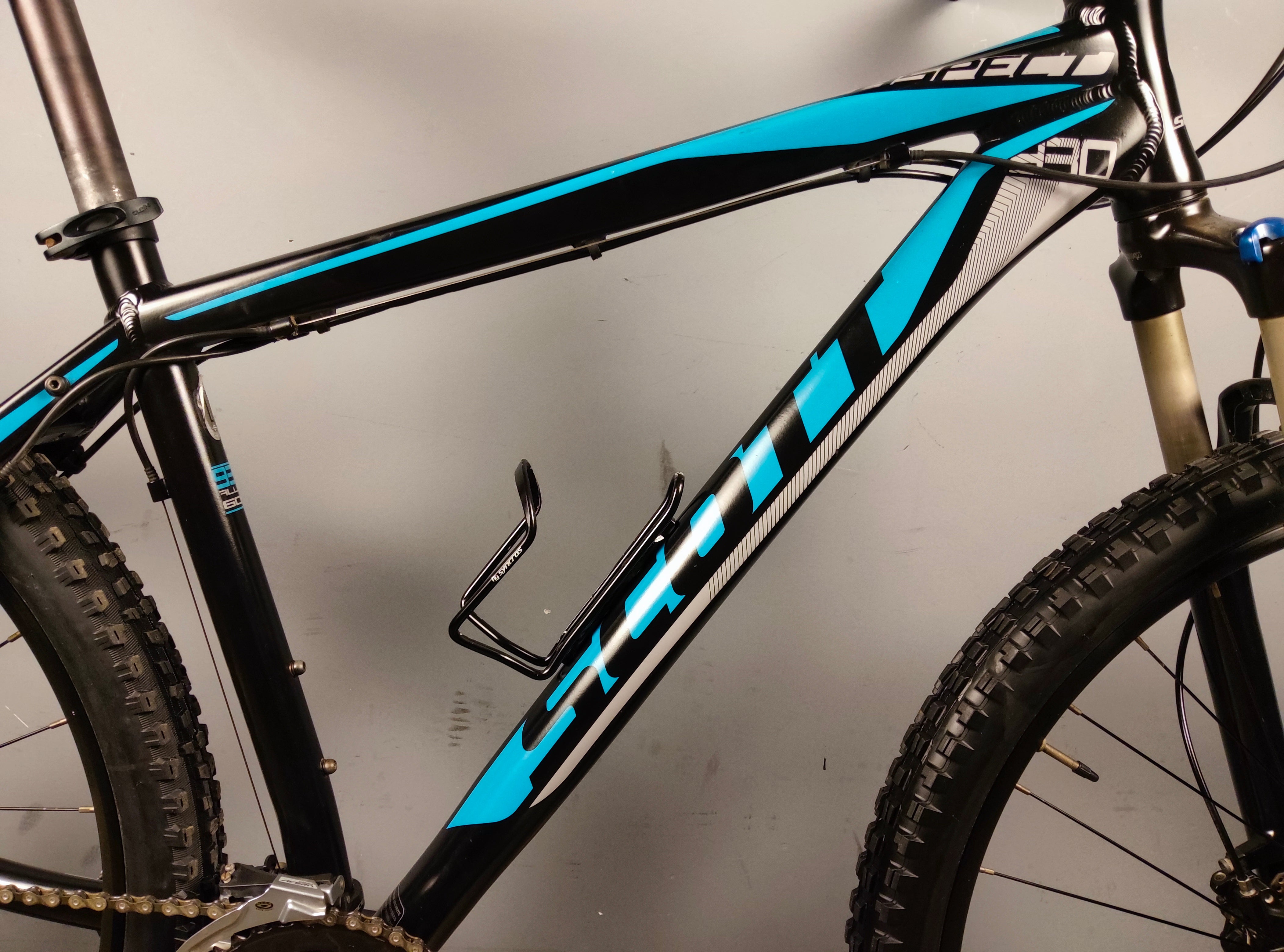 RENT Scott Aspect 930 Mountain Bike