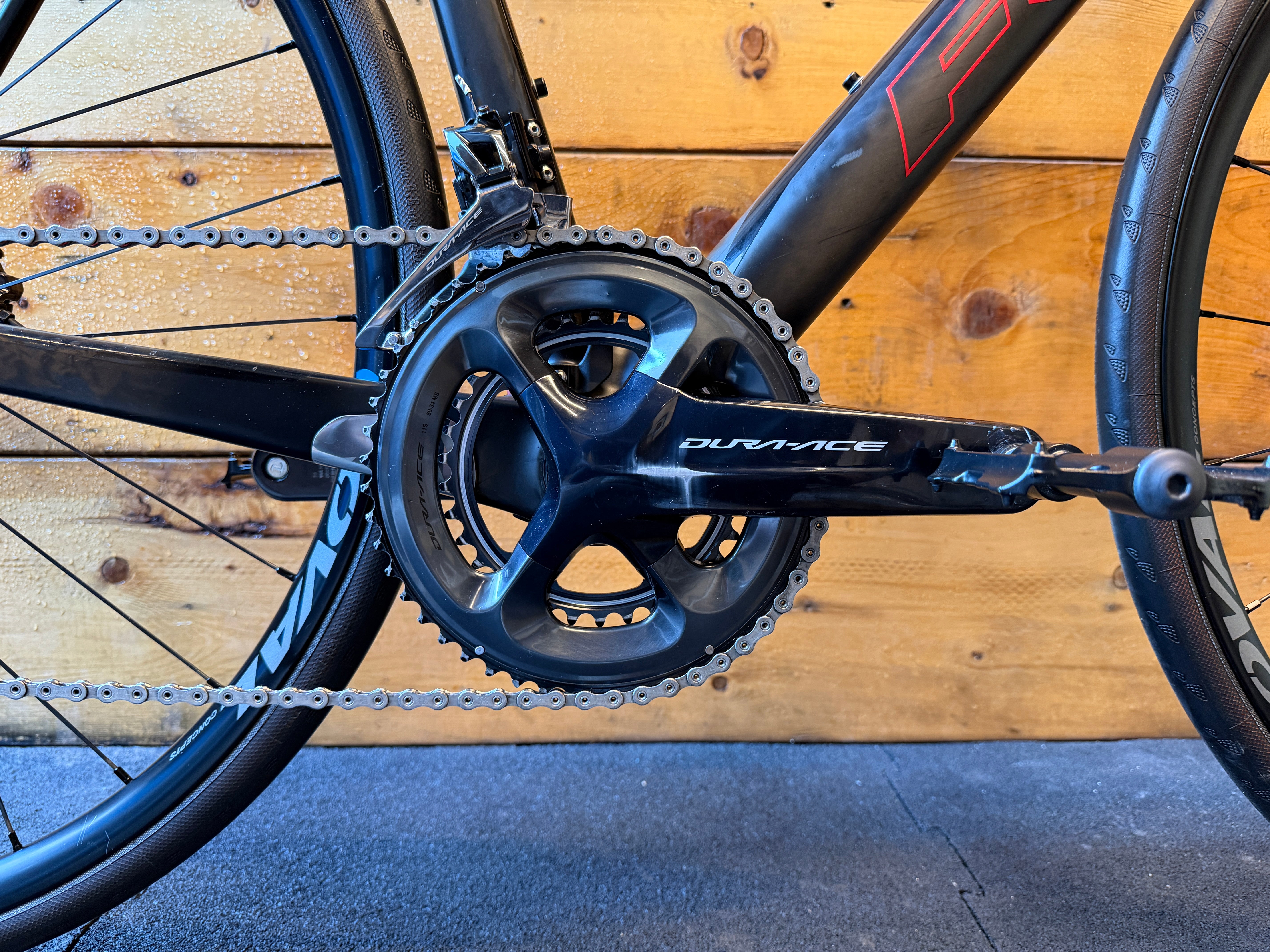 RENT Fuji Granfondo Elite Road Bike