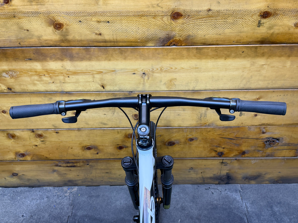 Fuji Nevada 1.7 Mountain Bike