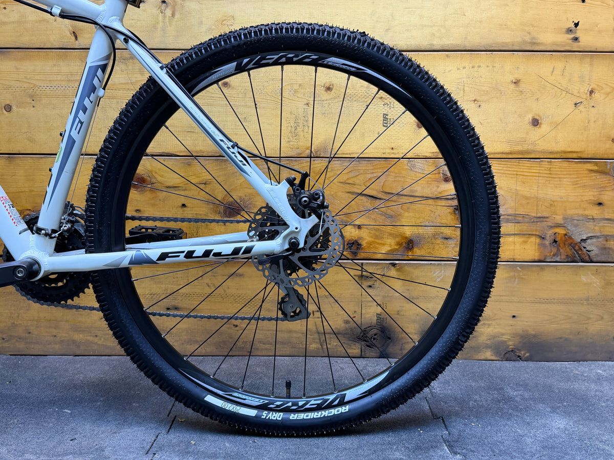 Fuji Nevada 1.7 Mountain Bike