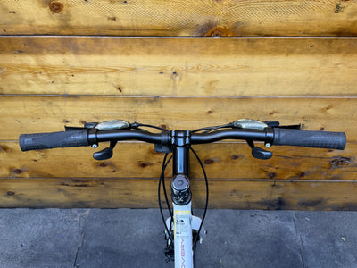 Breezer Discovery 1 ST Hybrid Bike