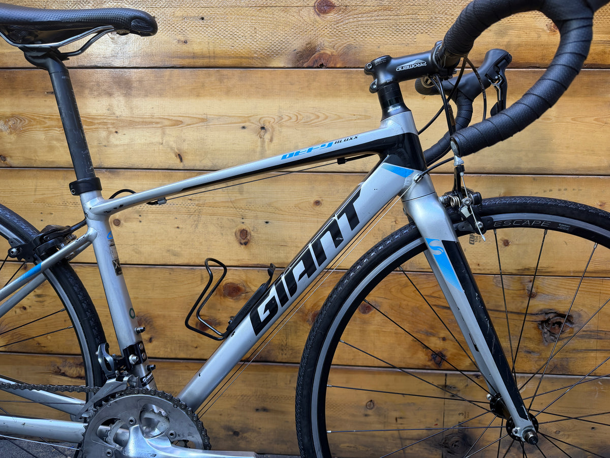Giant Defy Aluxx Road Bike