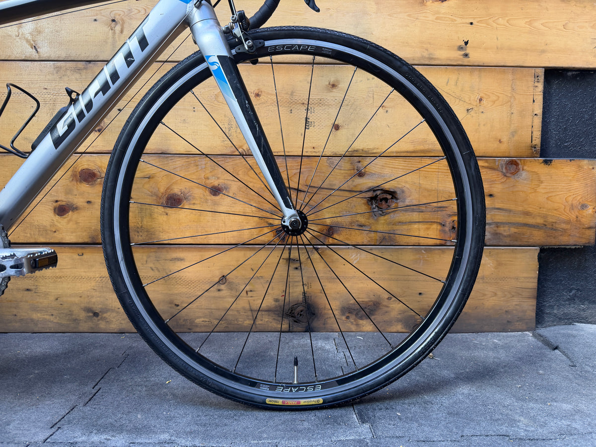 Giant Defy Aluxx Road Bike