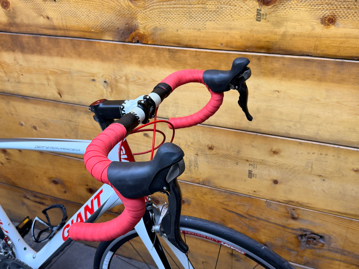 Giant Defy Advanced 1 Road Bike