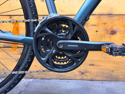 Giant Roam 2 Hybrid Bike