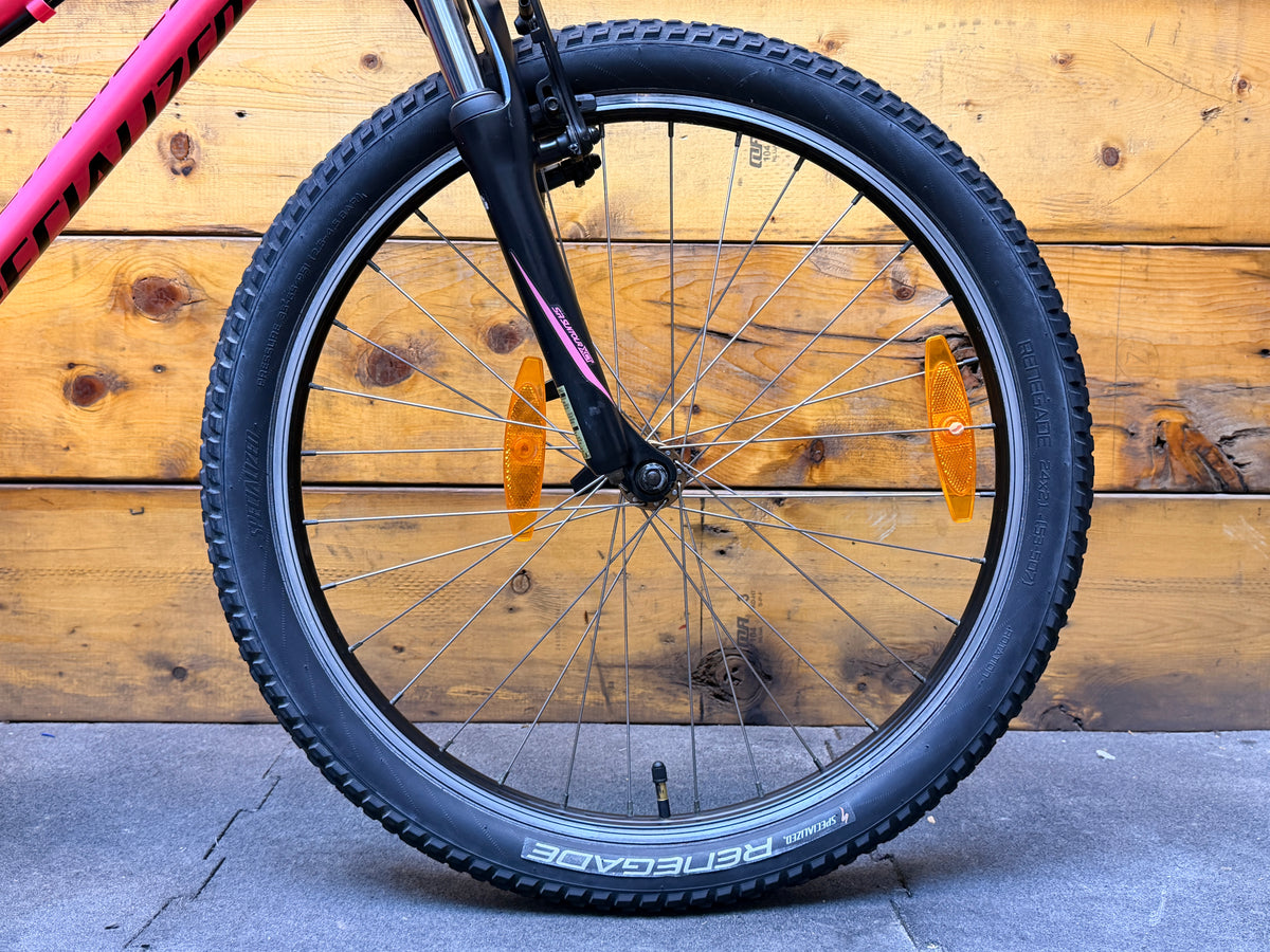 Specialized Hotrock 24 Kids Bike
