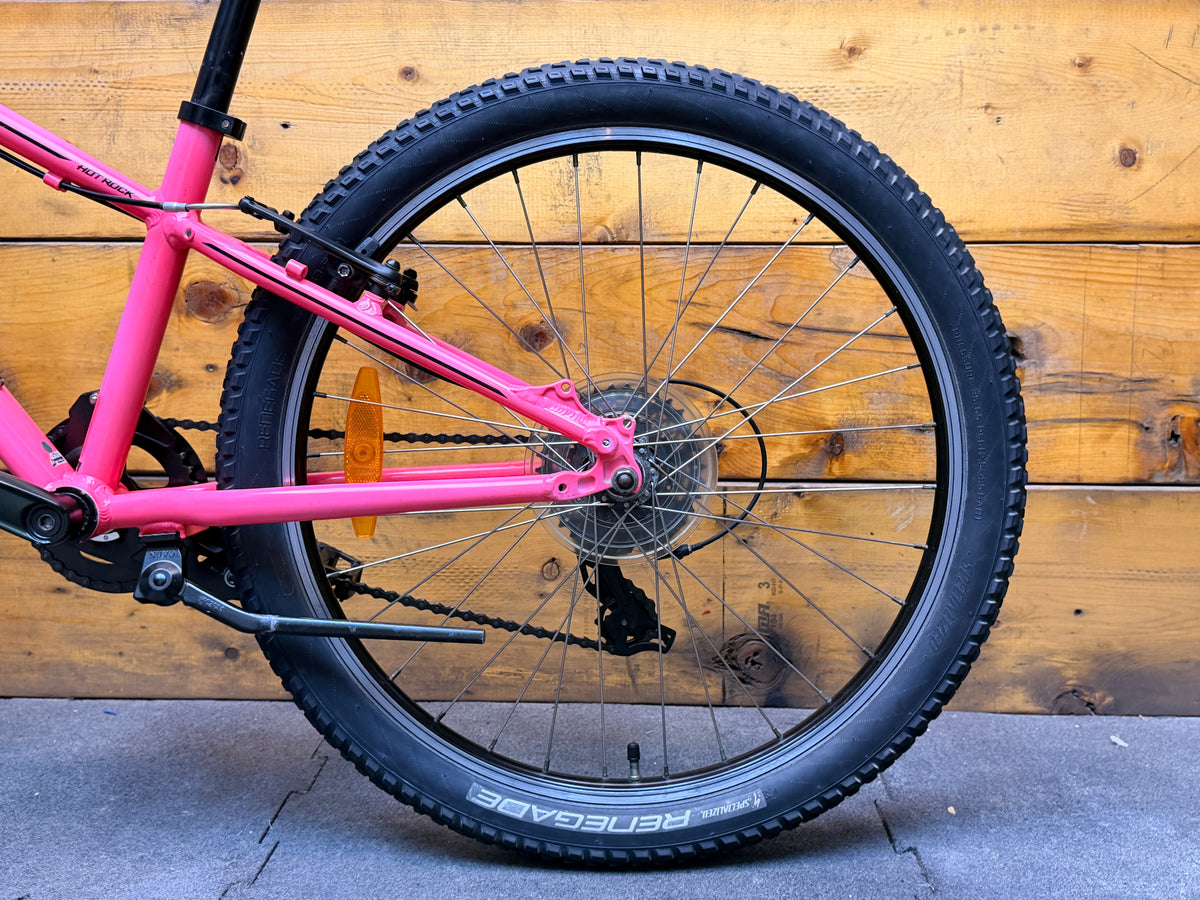 Specialized Hotrock 24 Kids Bike
