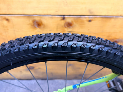 RENT B'Twin Rockrider ST500 Sport Trail Kids Bike