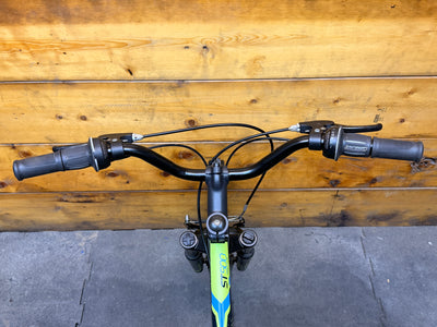 B'Twin Rockrider ST500 Sport Trail Kids Bike