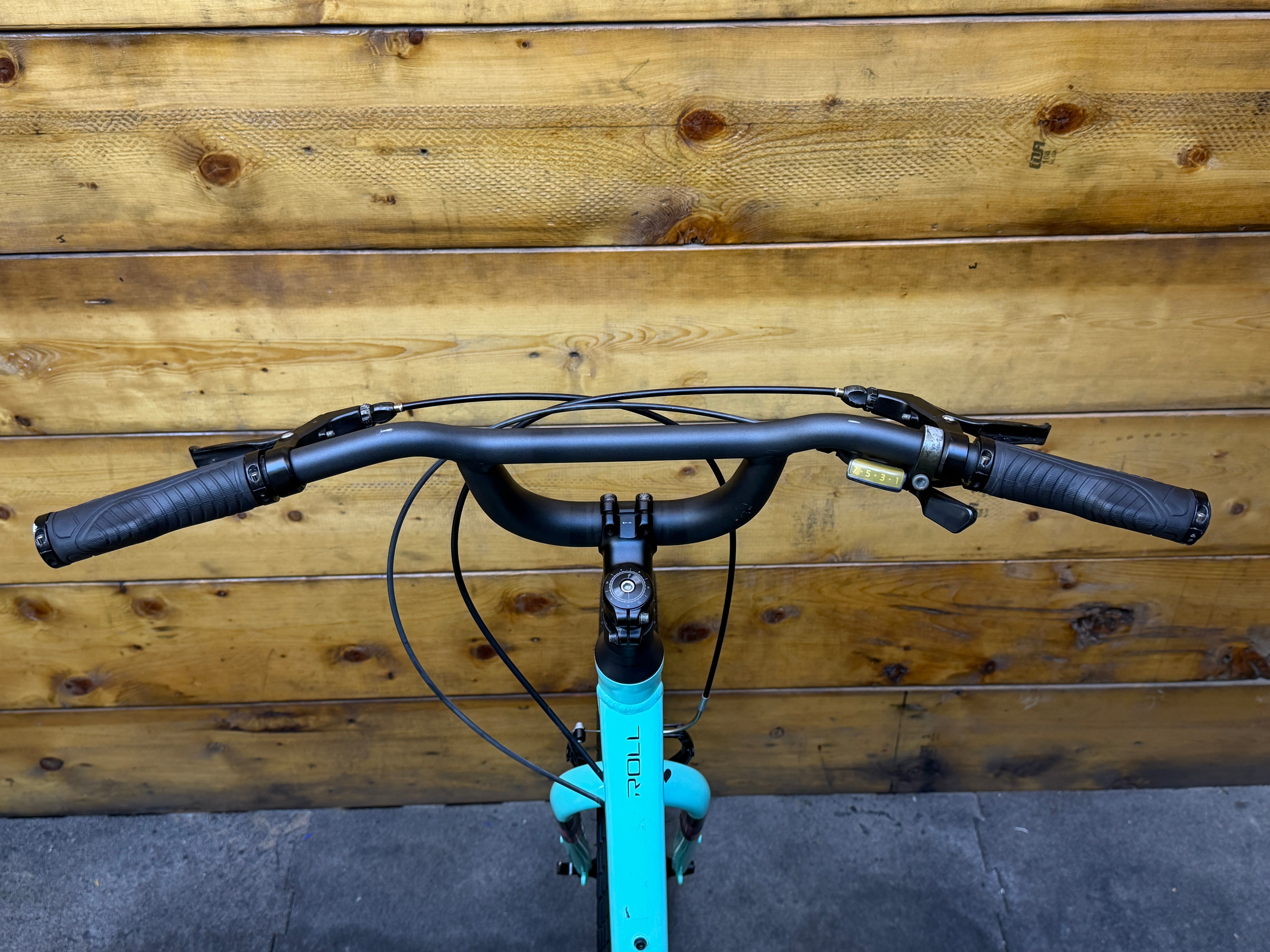 Specialized Roll Elite City Bike