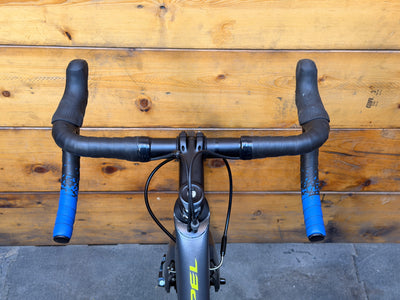 Giant Propel Advanced 2 Road Bike