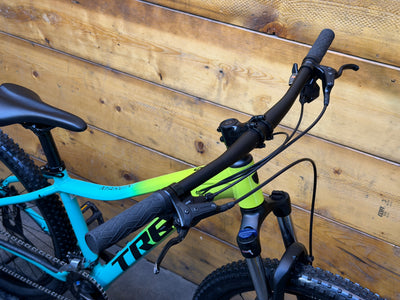 Trek Marlin 5 Mountain Bike