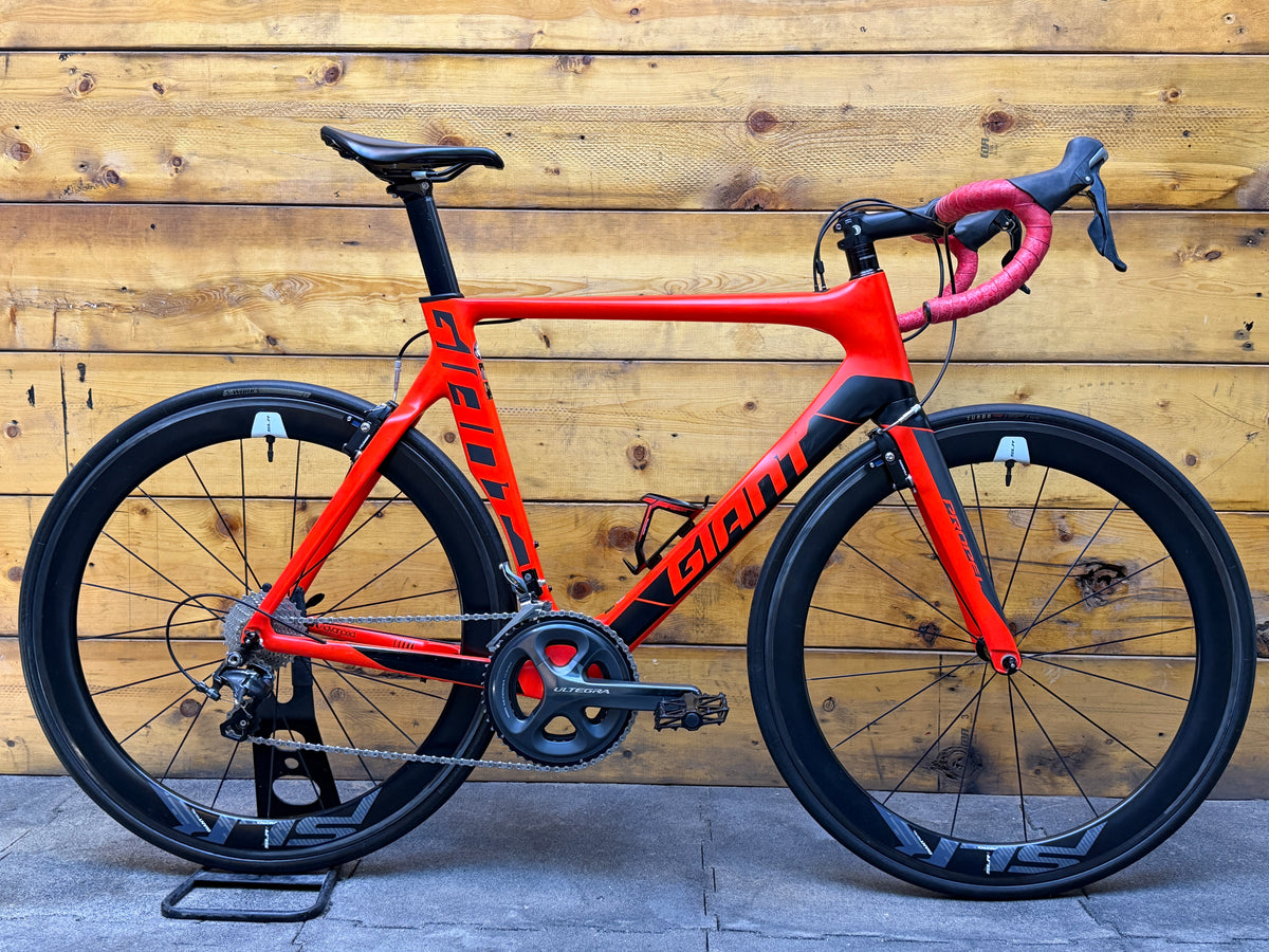 Giant Propel Advanced Pro 1 Road Bike