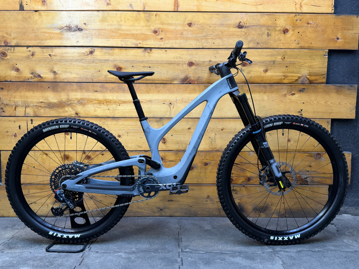 BOLD Unplugged Ultimate Mountain Bike