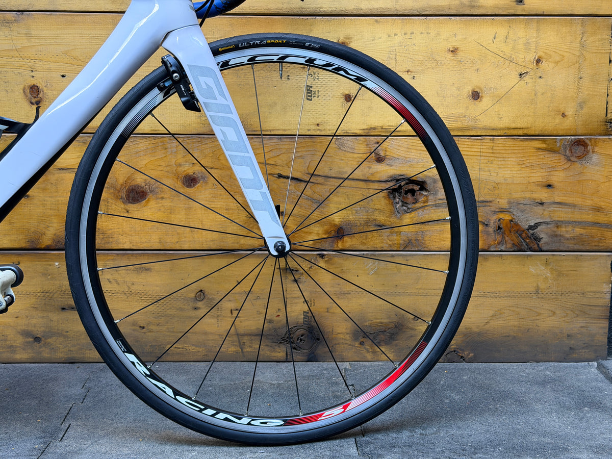 Giant Propel Advanced SL 2 Road Bike