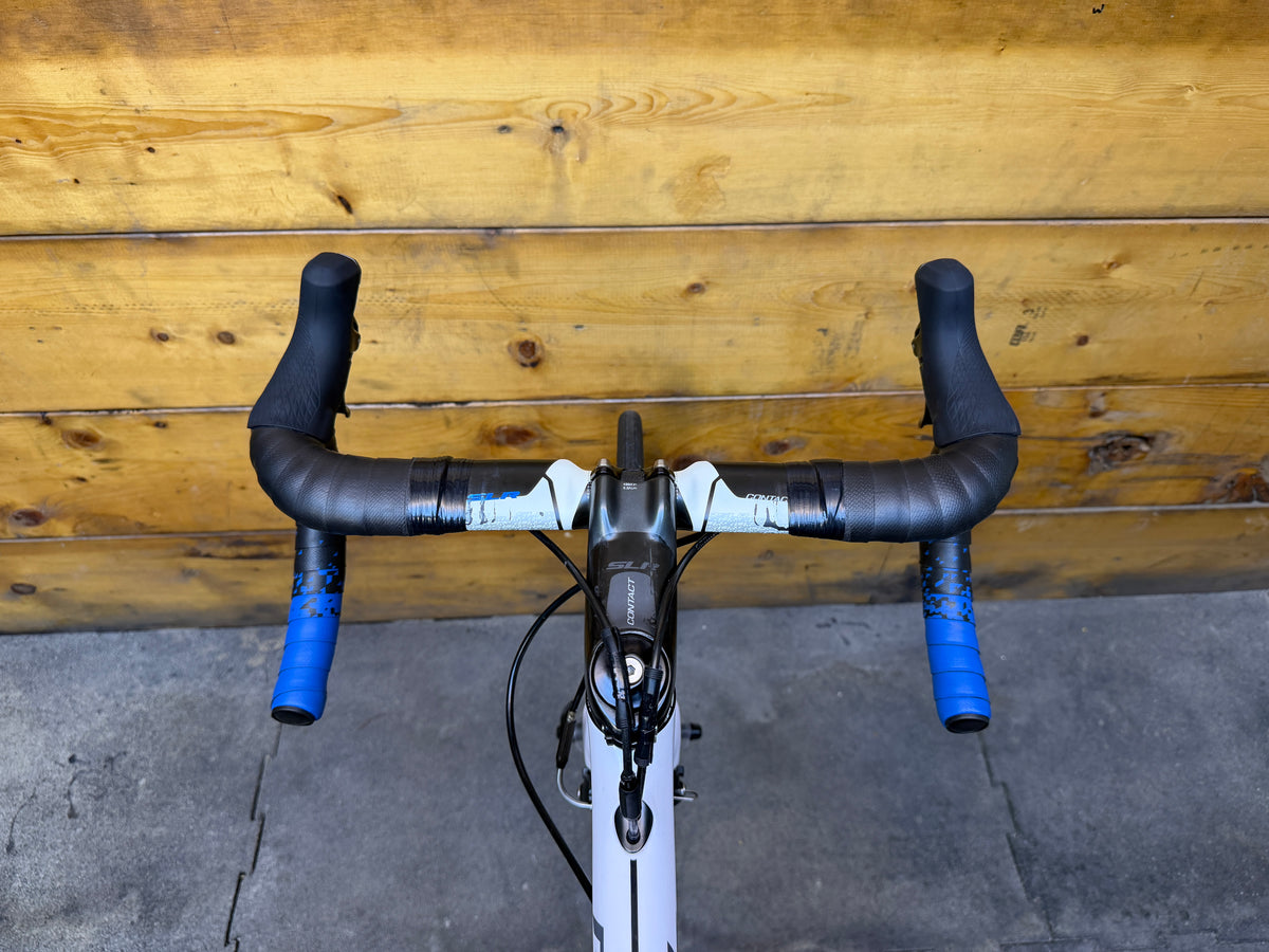 Giant Propel Advanced SL 2 Road Bike