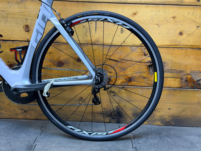 Giant Propel Advanced SL 2 Road Bike