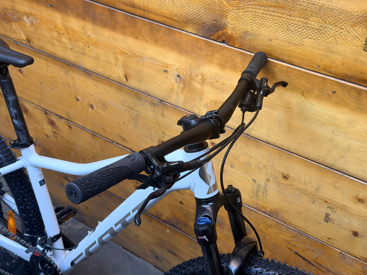 Scott Contessa Active 30 Mountain Bike
