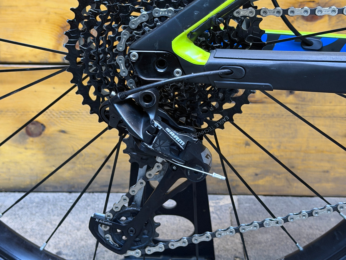Mondraker Dune RR Mountain Bike
