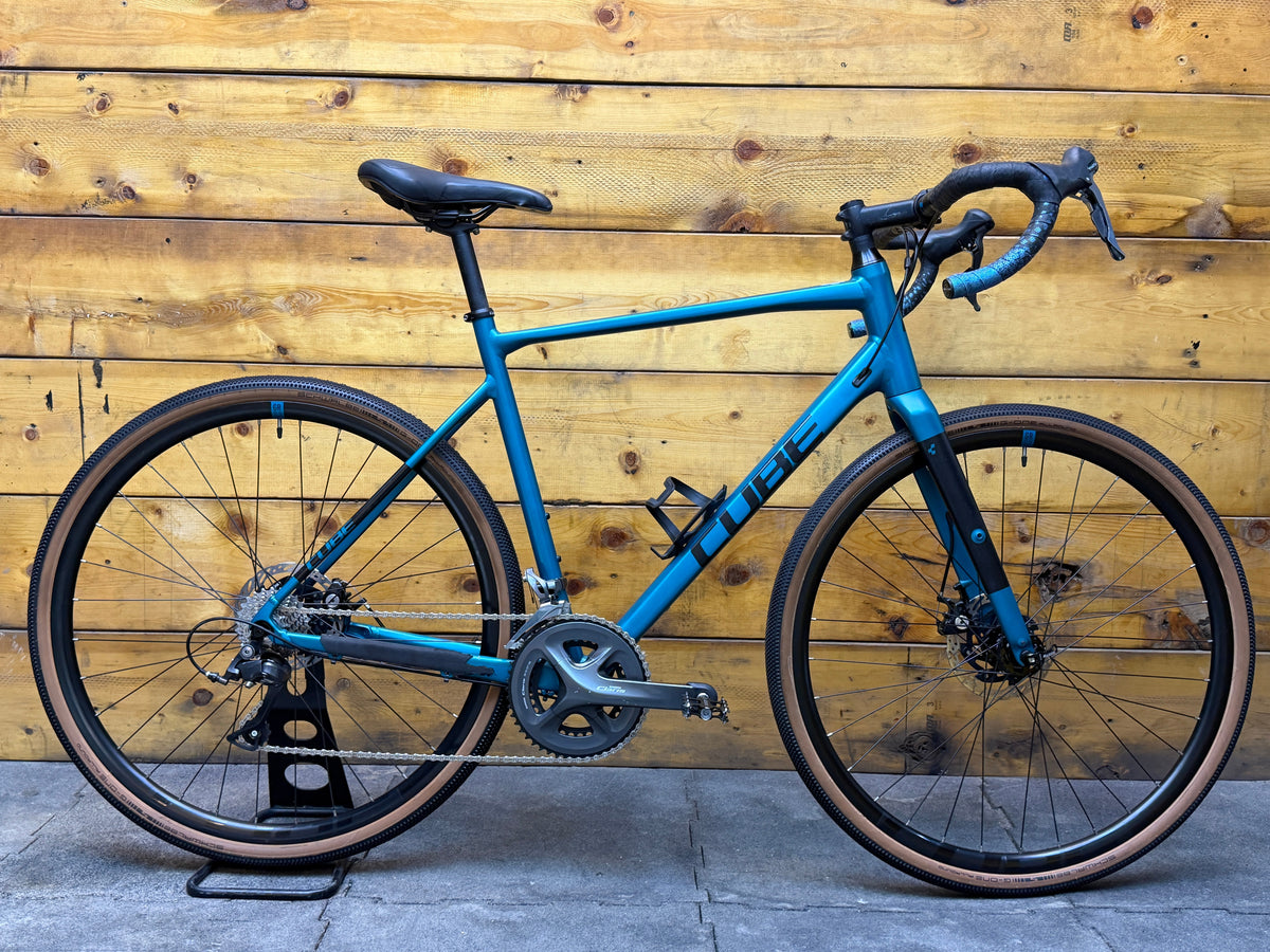 RENT CUBE Nuroad Gravel Bike
